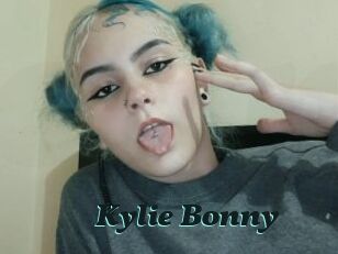 Kylie_Bonny