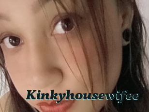 Kinkyhousewifee