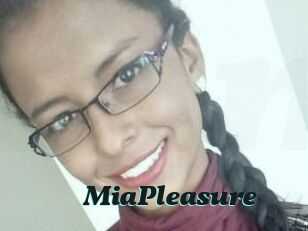 Mia_Pleasure